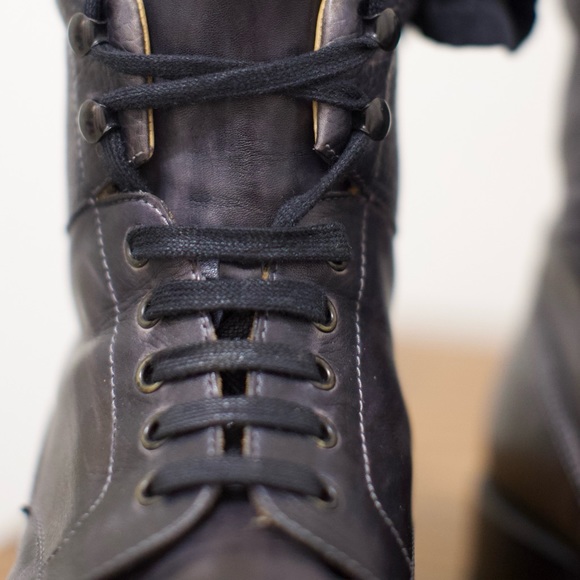 Magnanni Patton Gray Pebble boots. - Picture 8 of 10